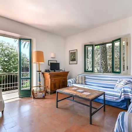 Le Tre Palme Villa *