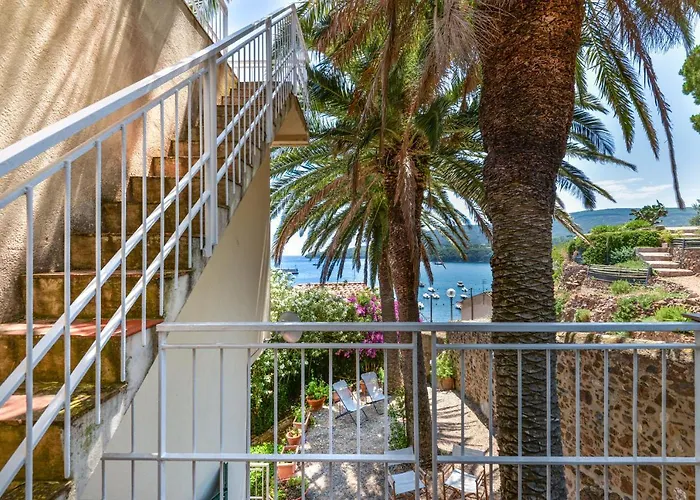 Le Tre Palme * פורטו אזורו